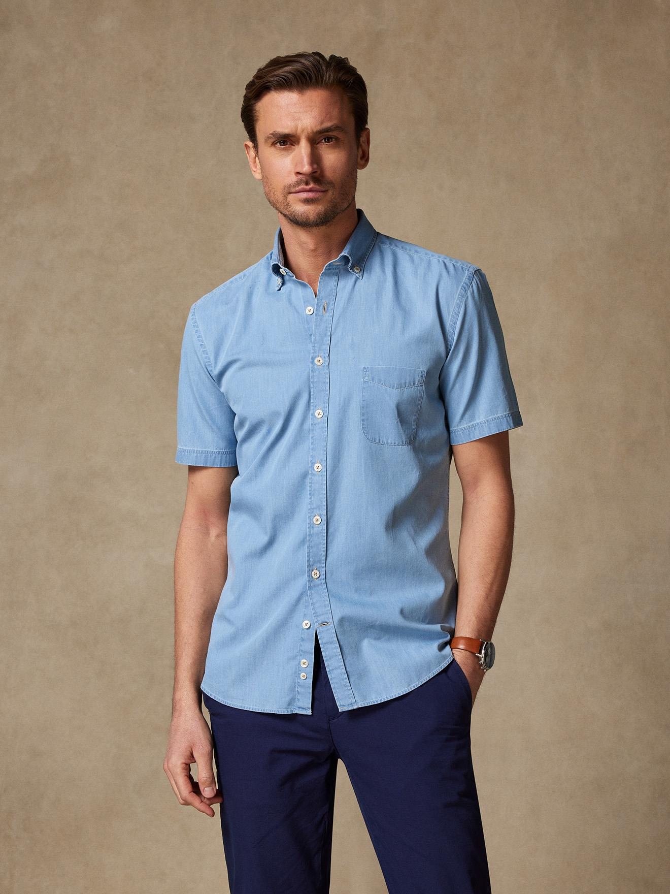 Denim short sleeves shirt - Buttoned collar