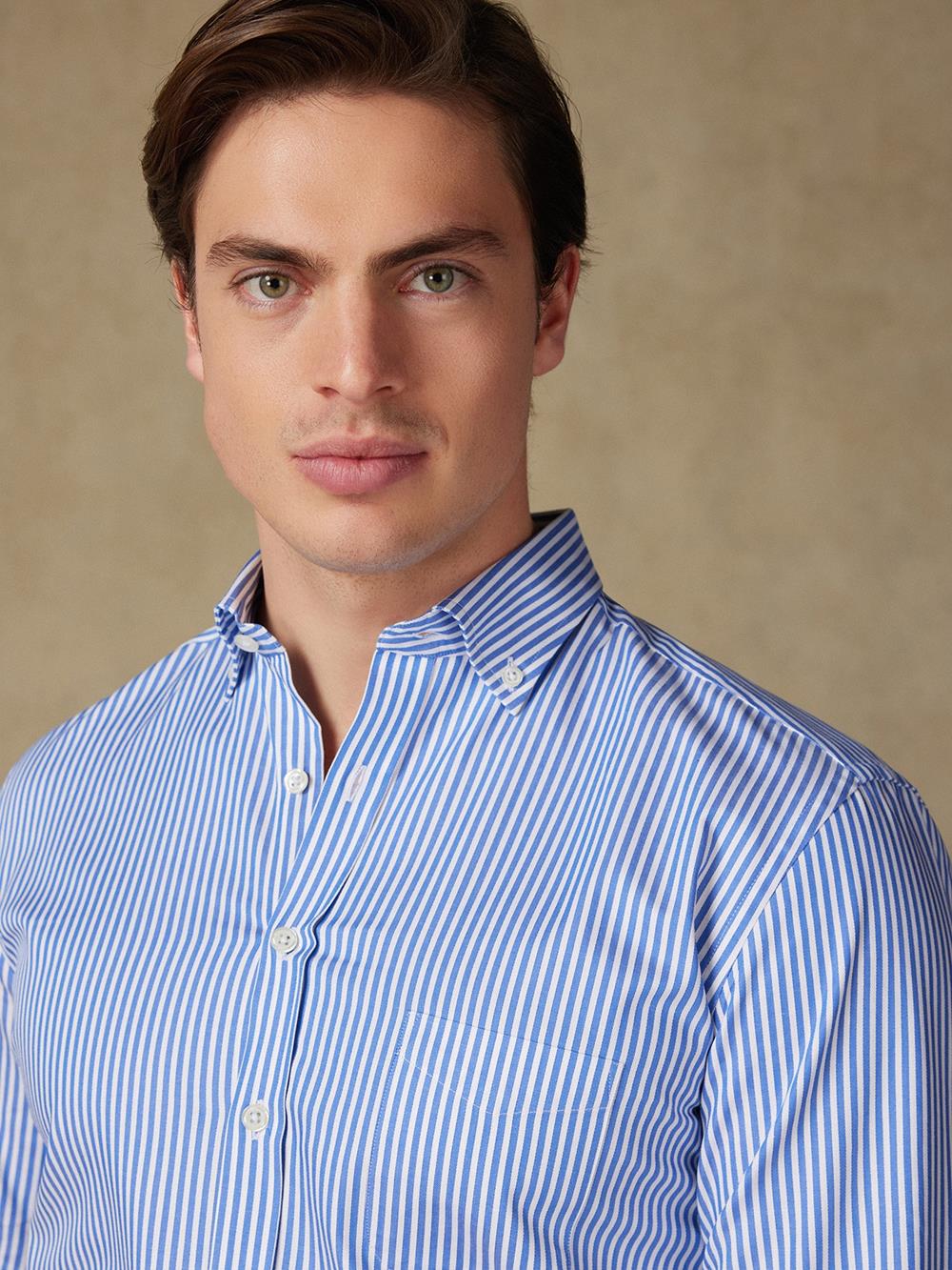 Hemd Colin mit blauen Streifen - Button down kragen