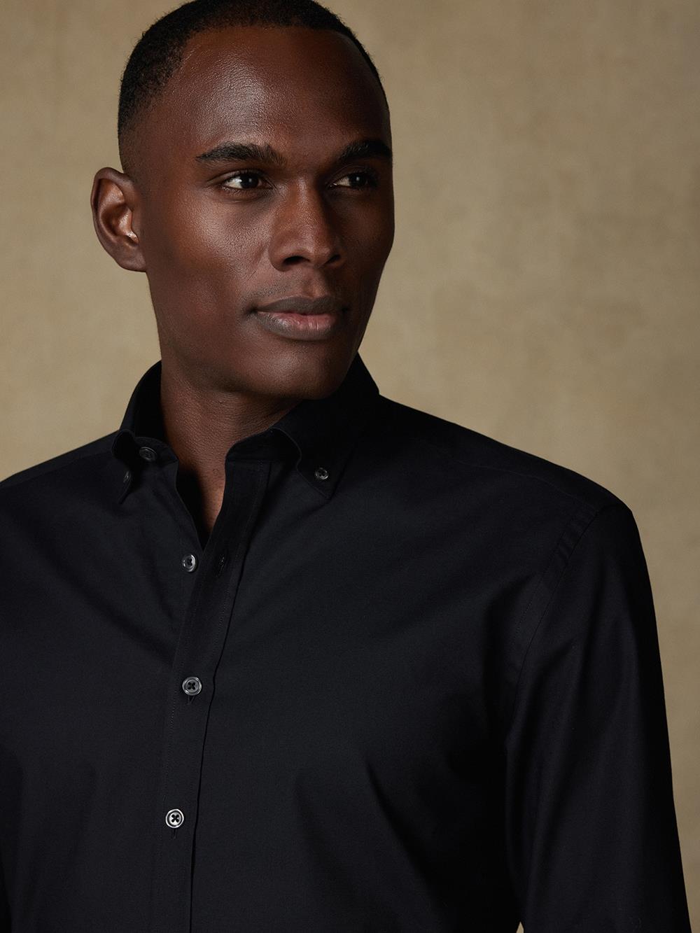 Chemise cintrée Alban noire - Col Boutonné