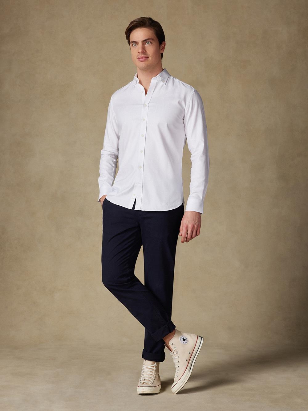 Camisa slim fit blanca de espiga - Con botonos