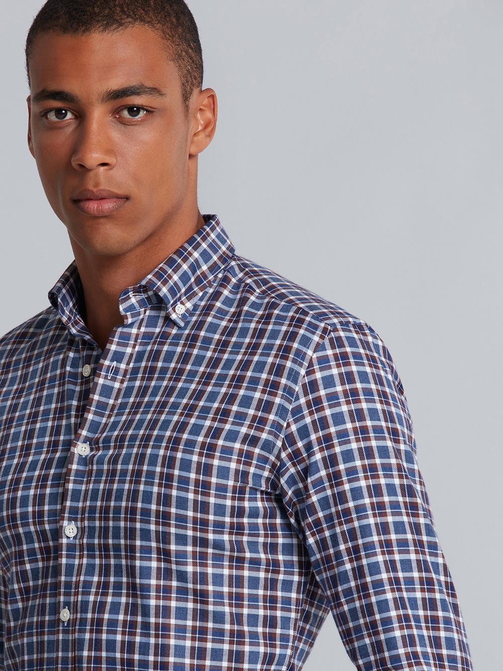 Chemise cintrée Leon à carreaux marron - Col Boutonné