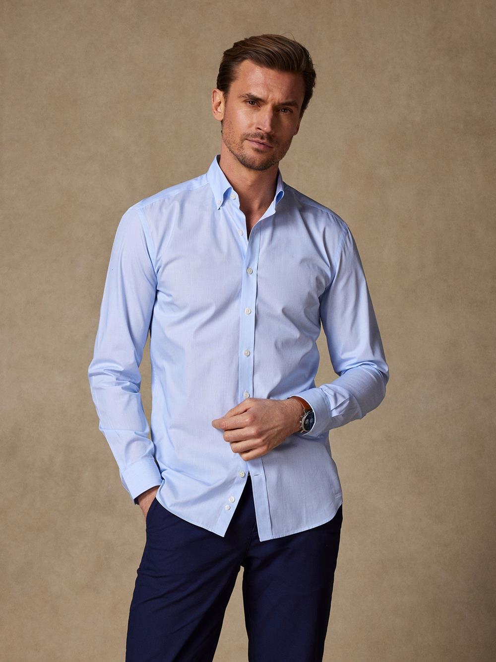 Tailliertes Tailliertes Hemd mit tausend Streifen himmelblau - Buttondown Kragen