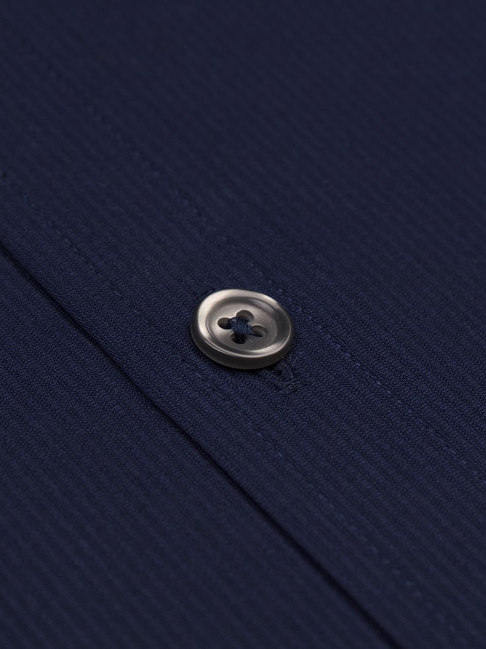 Camisa entallada Vincennes azul marino - Cuello con botones
