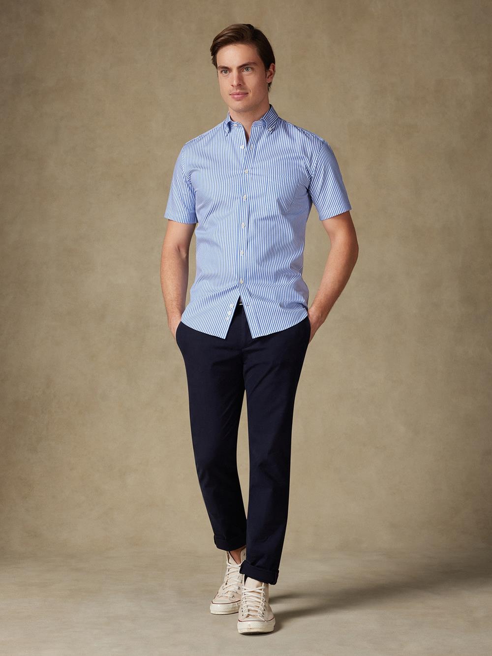 Kurzarmhemd Colin mit blauen Streifen - Button down kragen