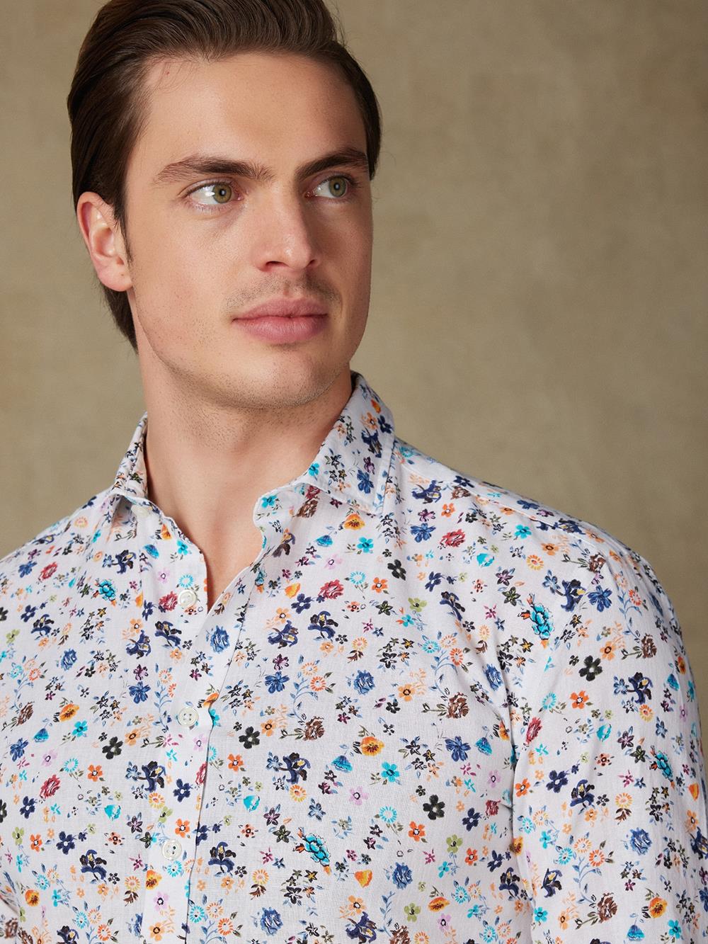 Chemise cintrée Sean en lin à motif floral 