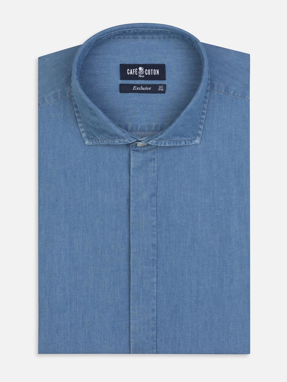 Hemd aus himmelblauem Denim - Verdeckte Knopfleiste