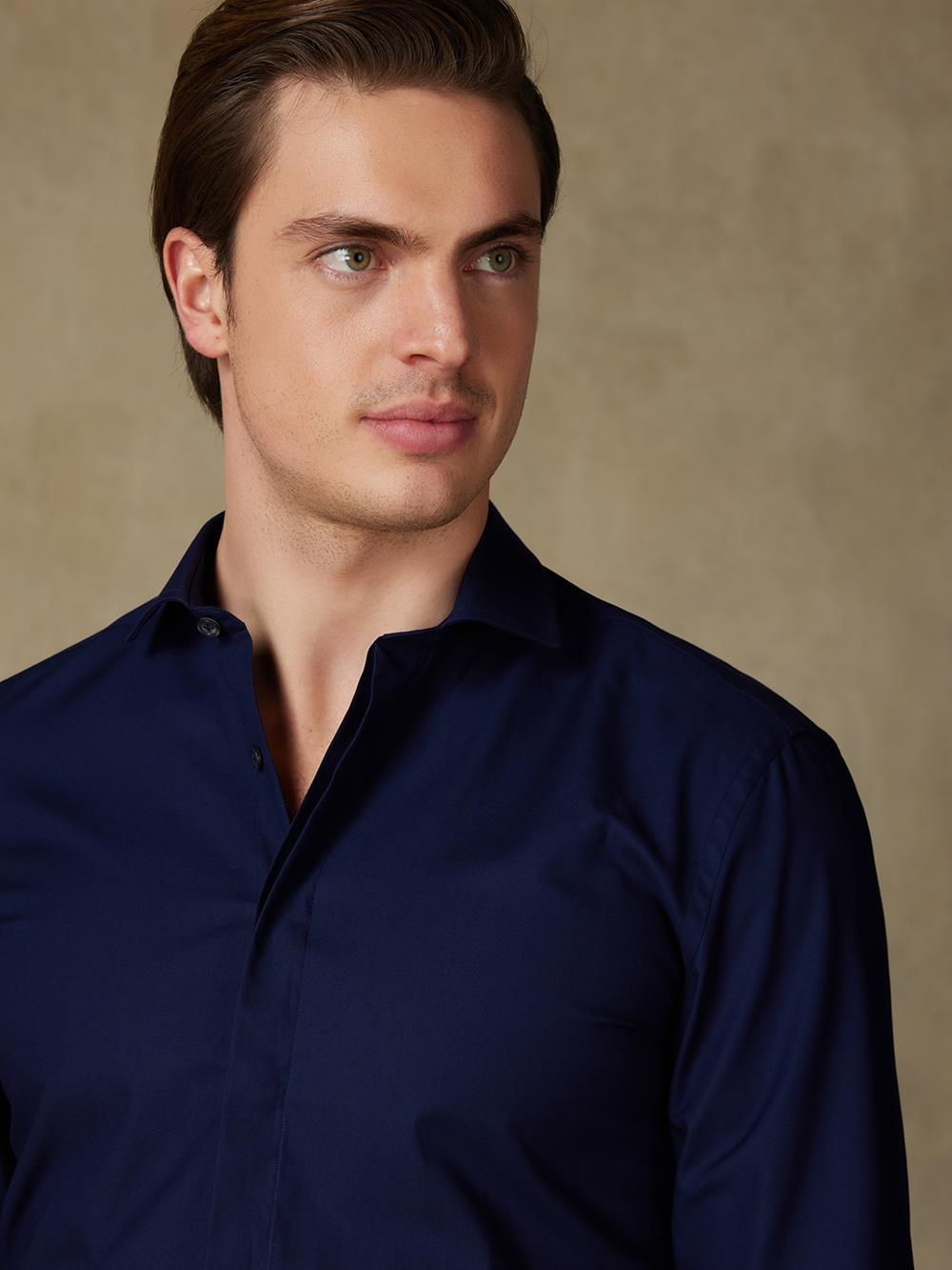 Camicia slim fit slim fit Alban blu marino  - Abbottonatura nascosta