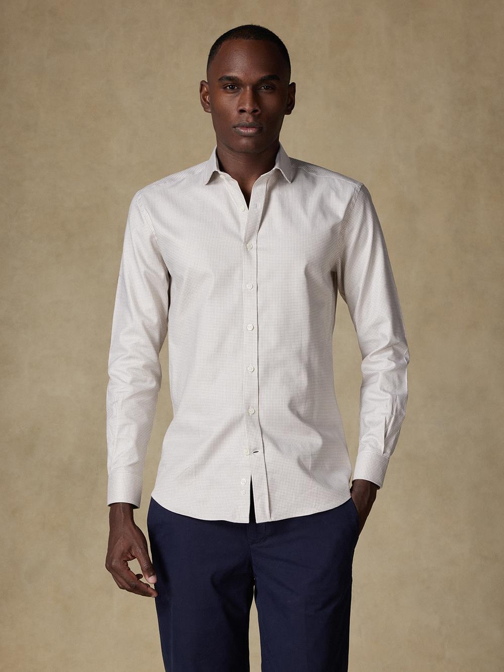 Camisa slim fit Alvin de tejido natté crema