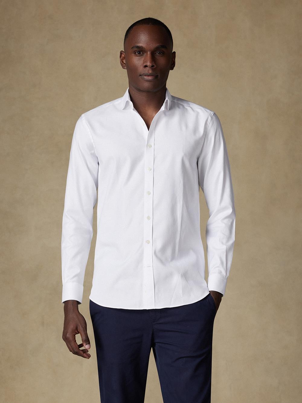 Camisa Paris blanca entallada texturizada