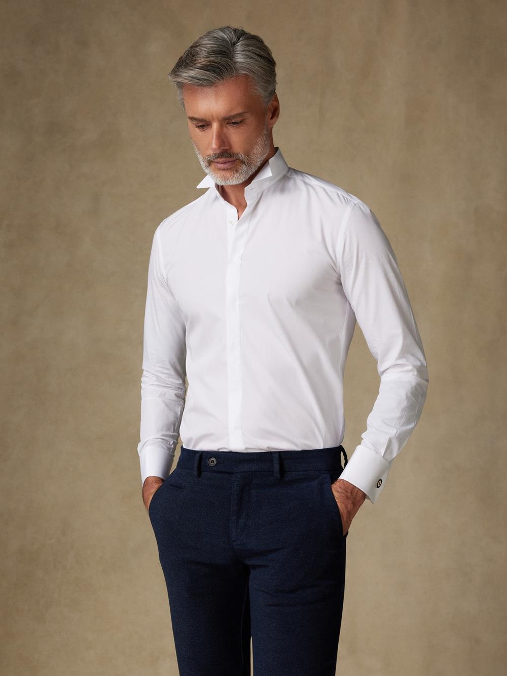 Tailliertes Hemd aus Popeline royal weiß