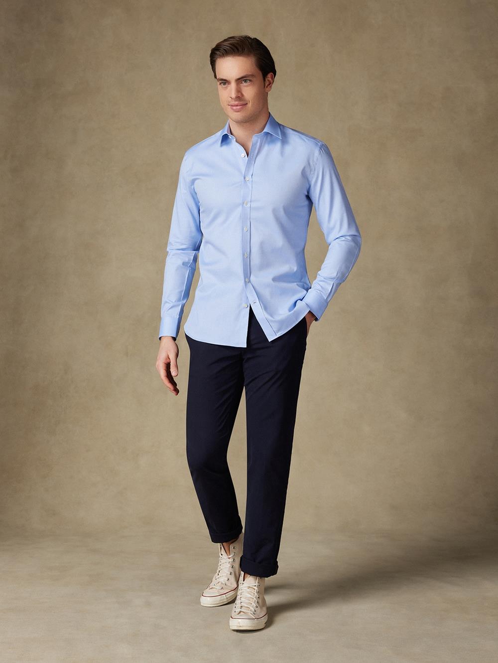 Chemise cintrée en pin point royal ciel