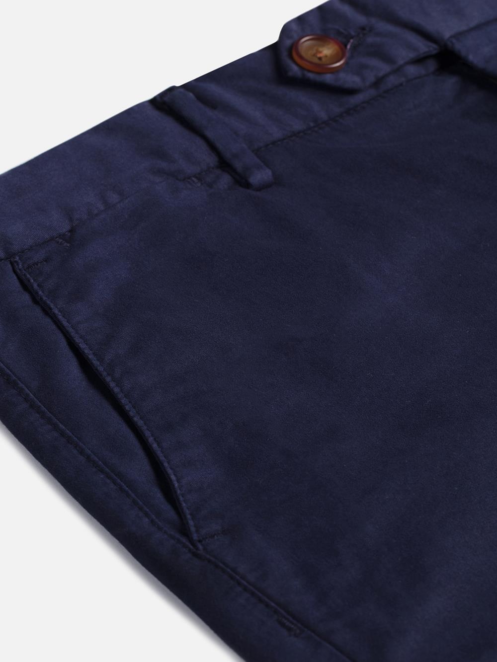 Bermuda-Shorts aus Marine-Baumwolle