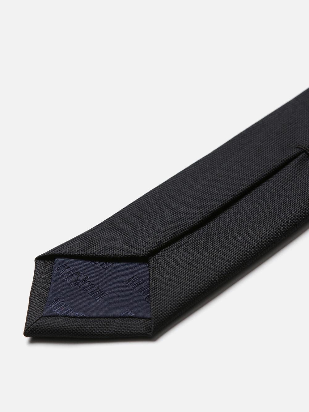 Zwarte zijden microgevlochten skinny stropdas