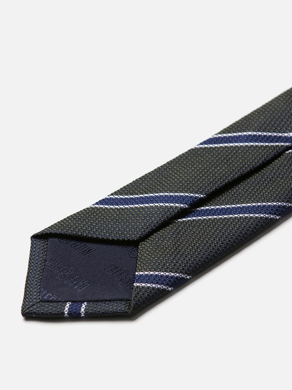 Slanke kaki zijden stropdas met marine strepen