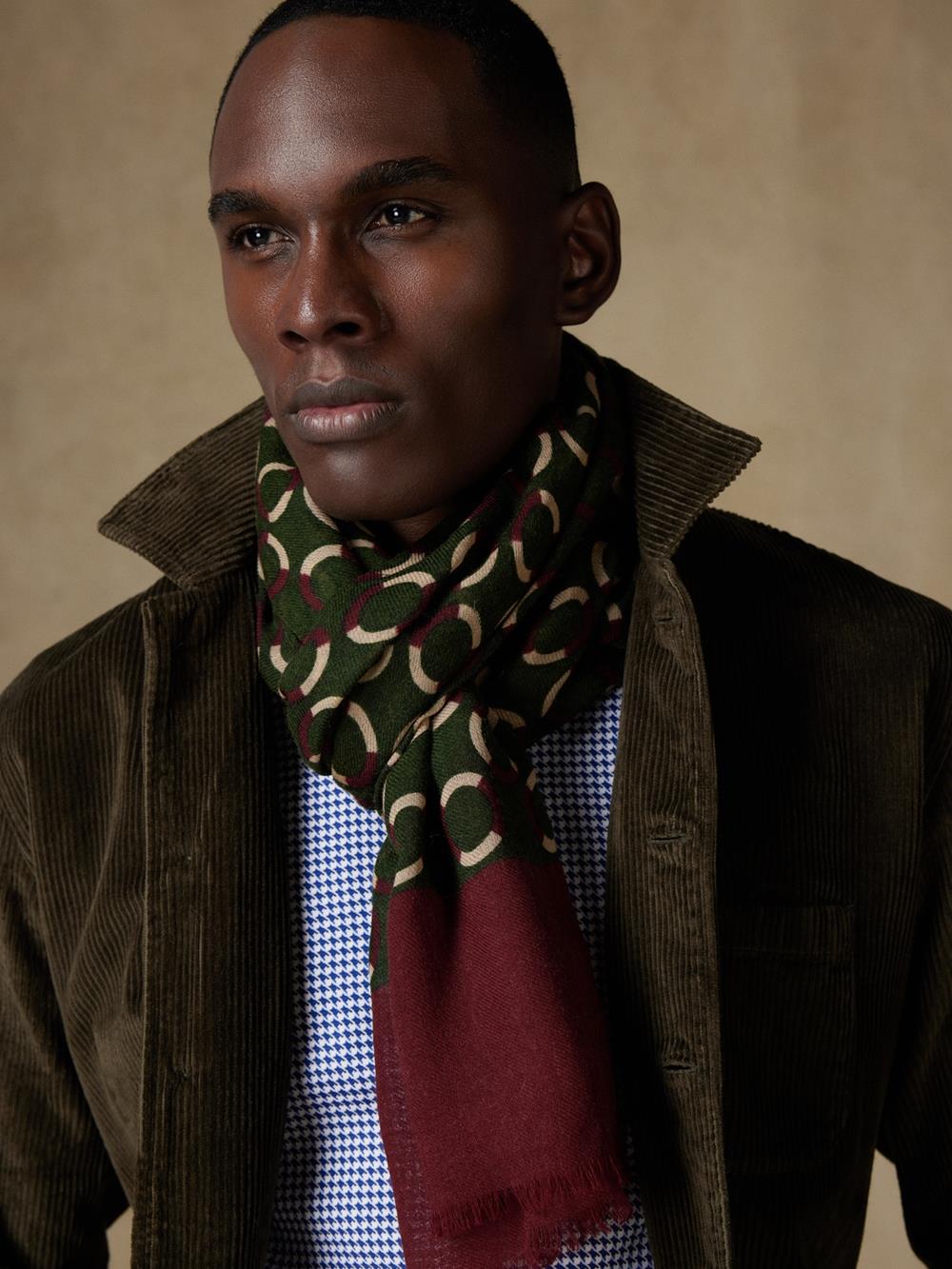 Green wool Castille patterned scarf