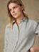Justine Leinenhemd mit khakifarbenen Streifen