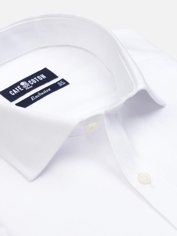 Camisa slim fit blanca de espiga