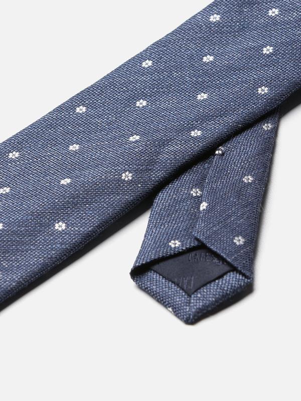 Cravate en soie bleue à motif floral 