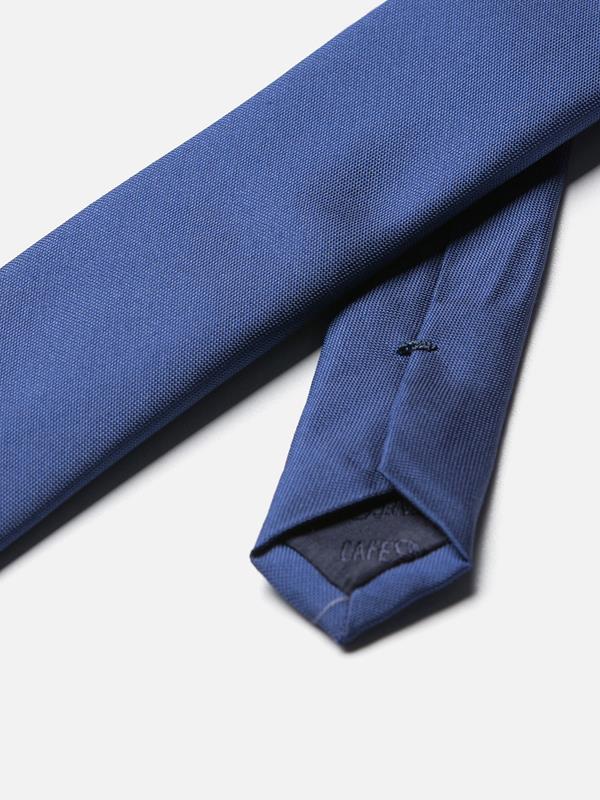 Cravate fine en soie en micro natté bleu