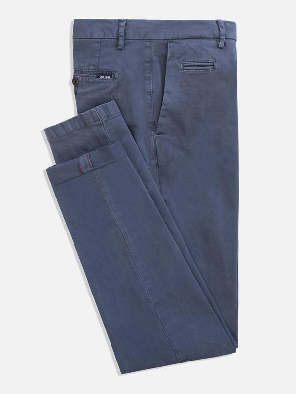 Pantalón chino azul cobalto