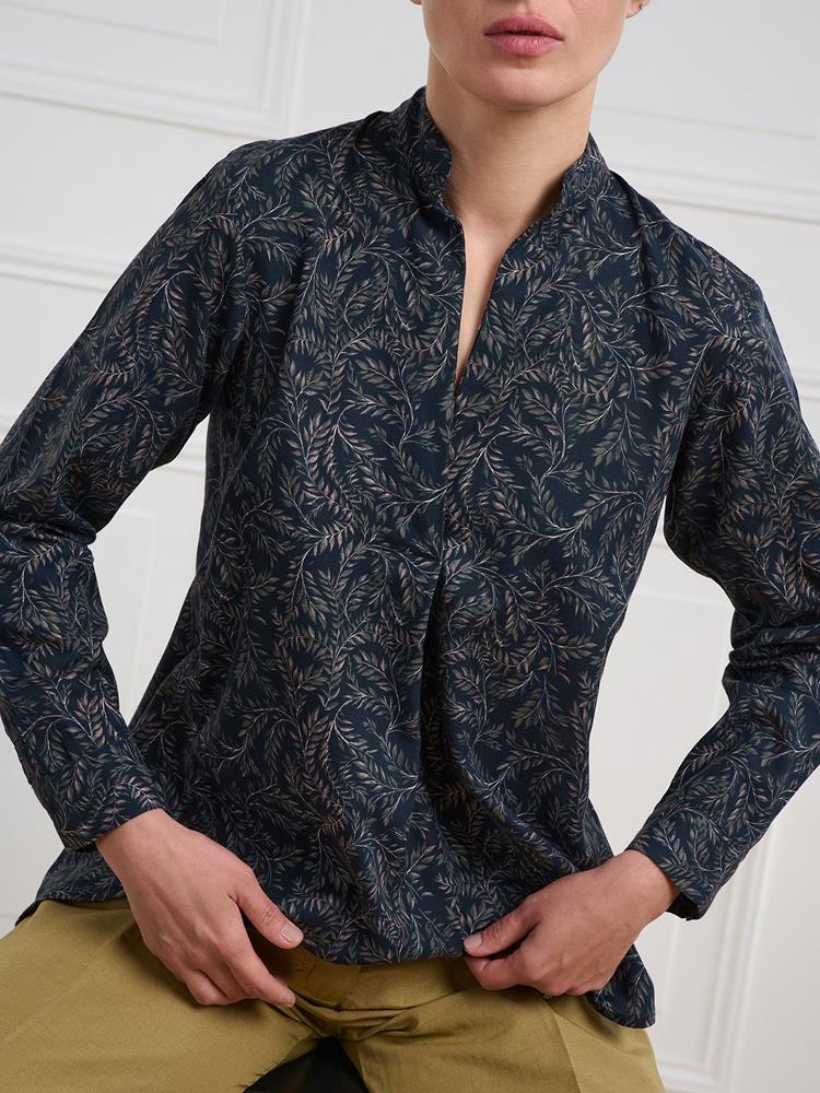 Paloma navy blue shirt with printed pattern