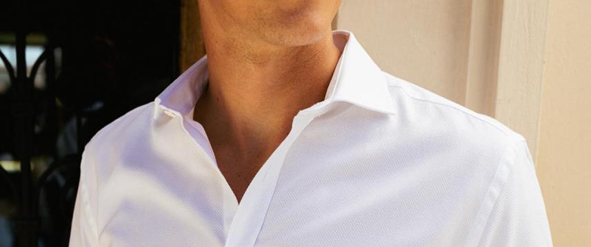 Découvrez notre ligne Organic
Réalisées à partir d’un tissage en coton 100% bio labellisé « GOTS », ces chemises éco-responsables sont sublimées par une fibre naturelle extra-longue à la tenue inégalable.