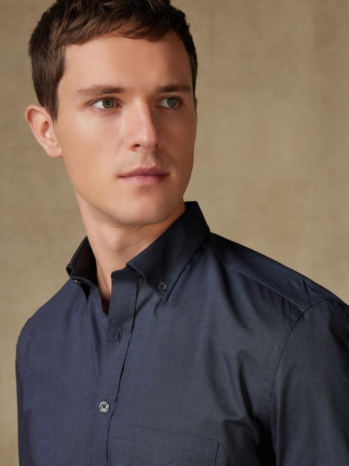 Hemd Bob aus anthrazitfarbenem Mikro-Oxford - Buttondown Kragen