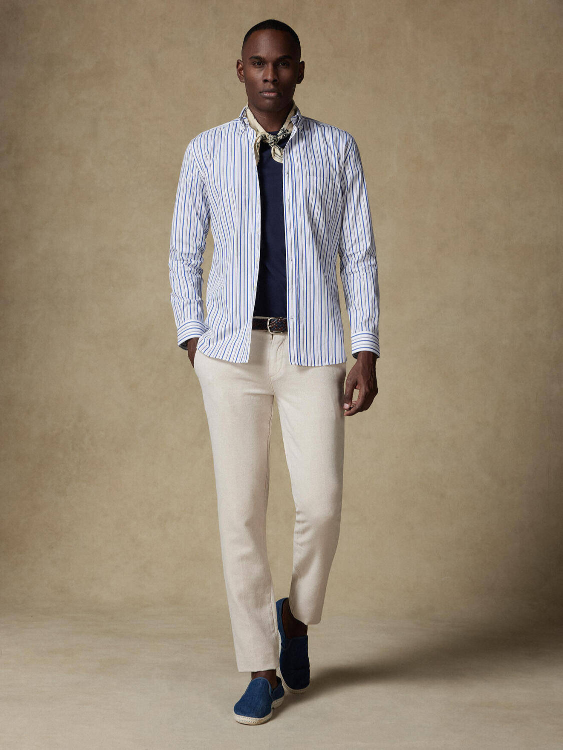 Brent Hemd mit navy blau Streifen   - Button down Kragen