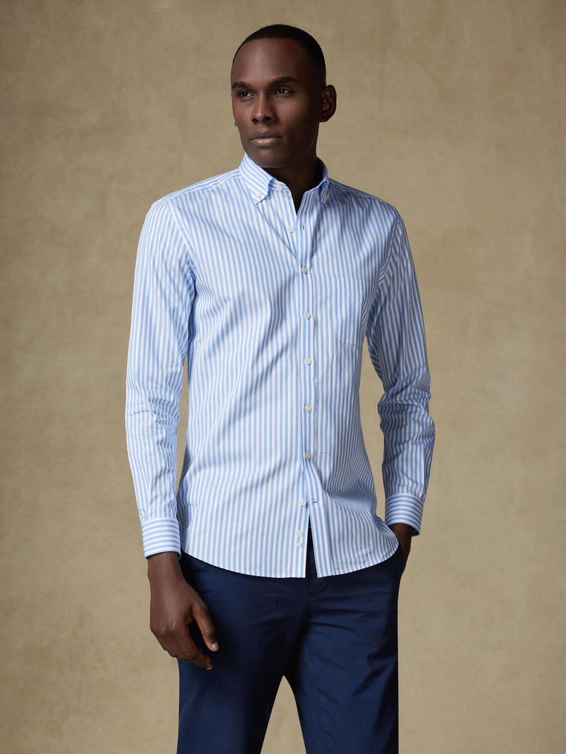 Camisa Chris a rayas cielo - Cuello abotonada