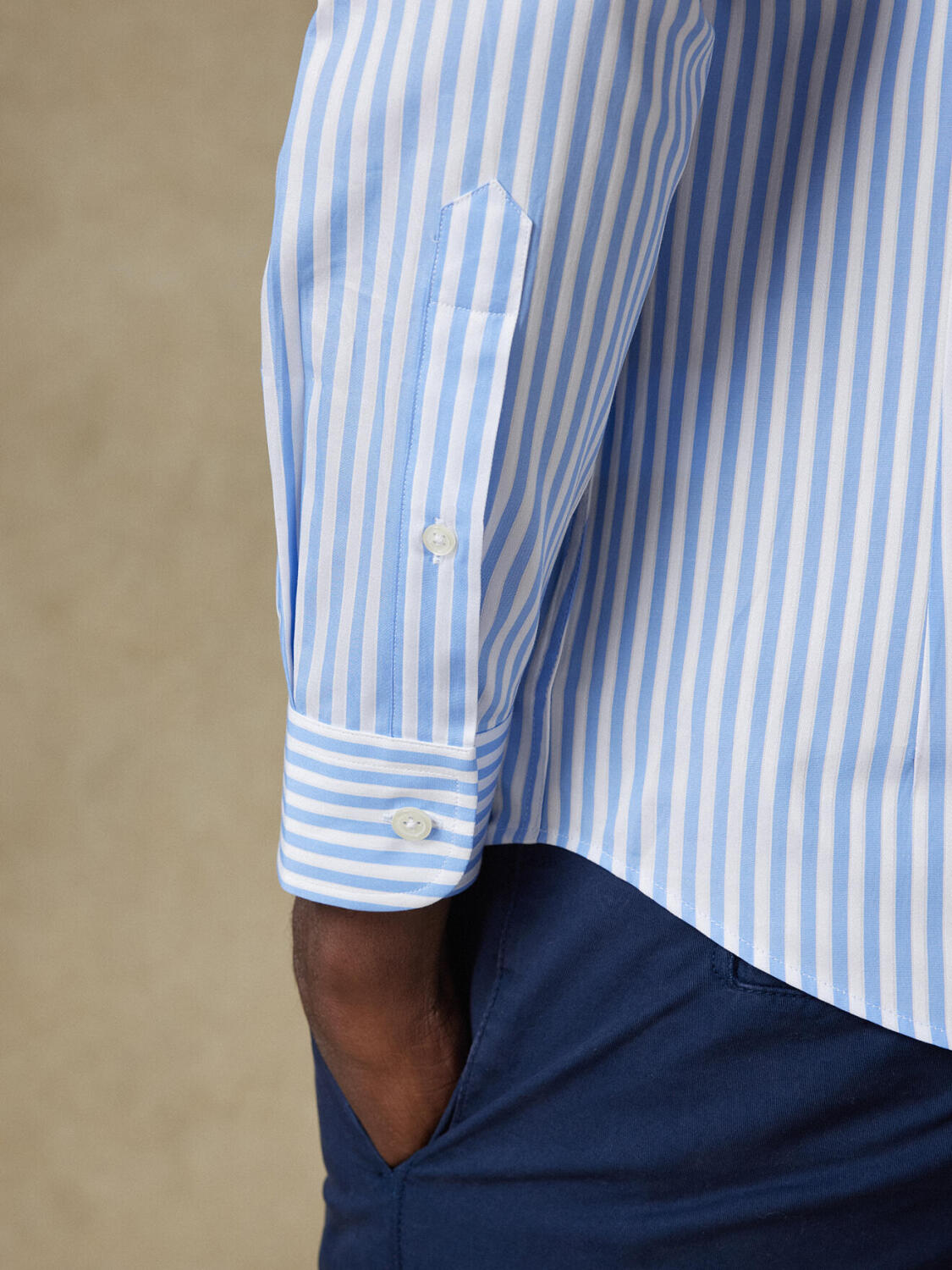 Camisa Chris a rayas cielo - Cuello abotonada