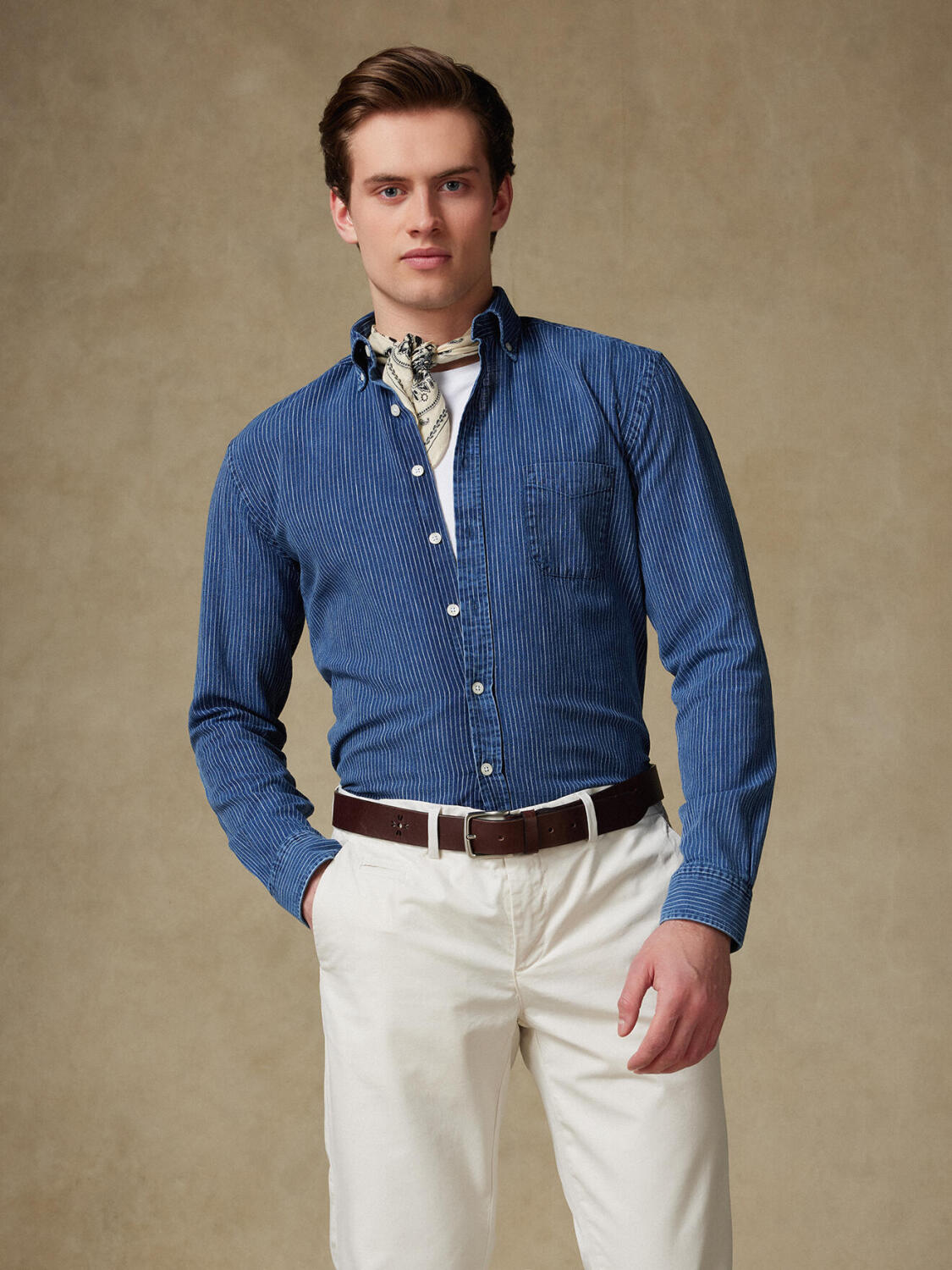 Island Hemd mit indigo Streifen   - Button down Kragen