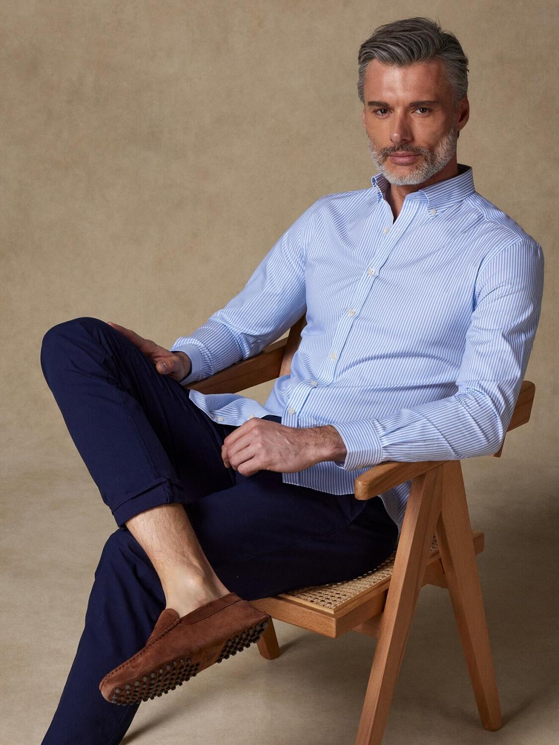 Camicia aderente Barney a righe celesti - Collo abbottonato