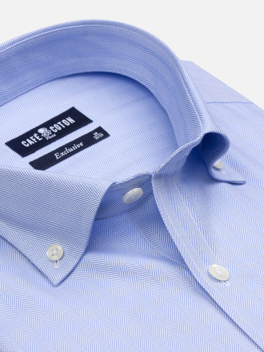 Himmelblaues Fischgrätenmuster  - Button down kragen