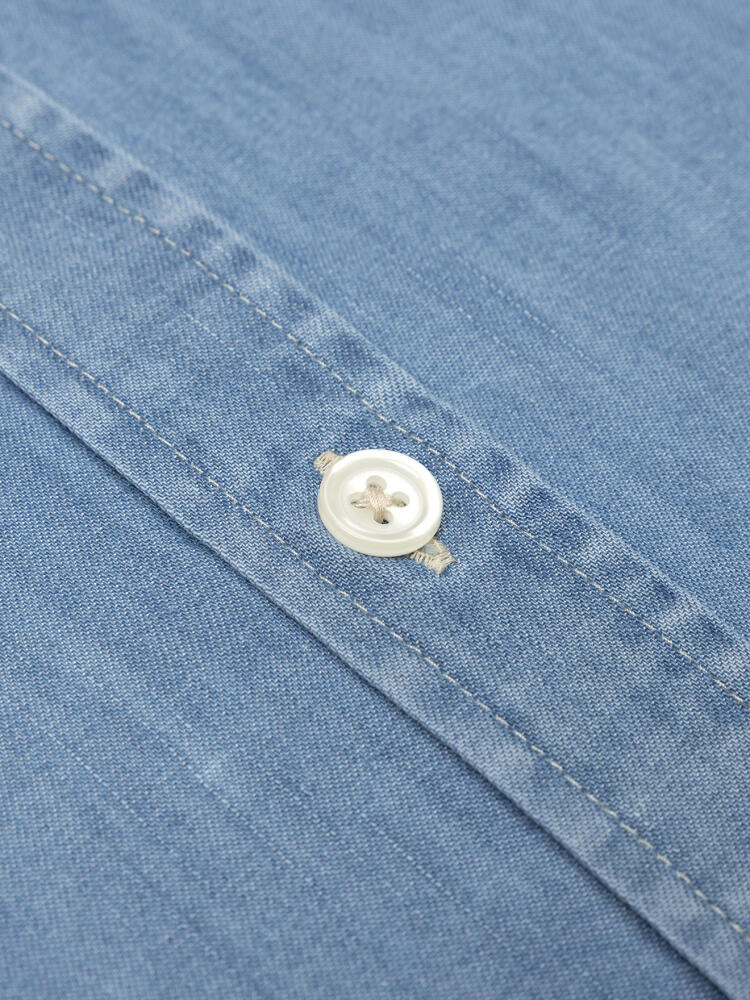 Chemise cintr&eacute;e Haden en denim - Col boutonn&eacute;