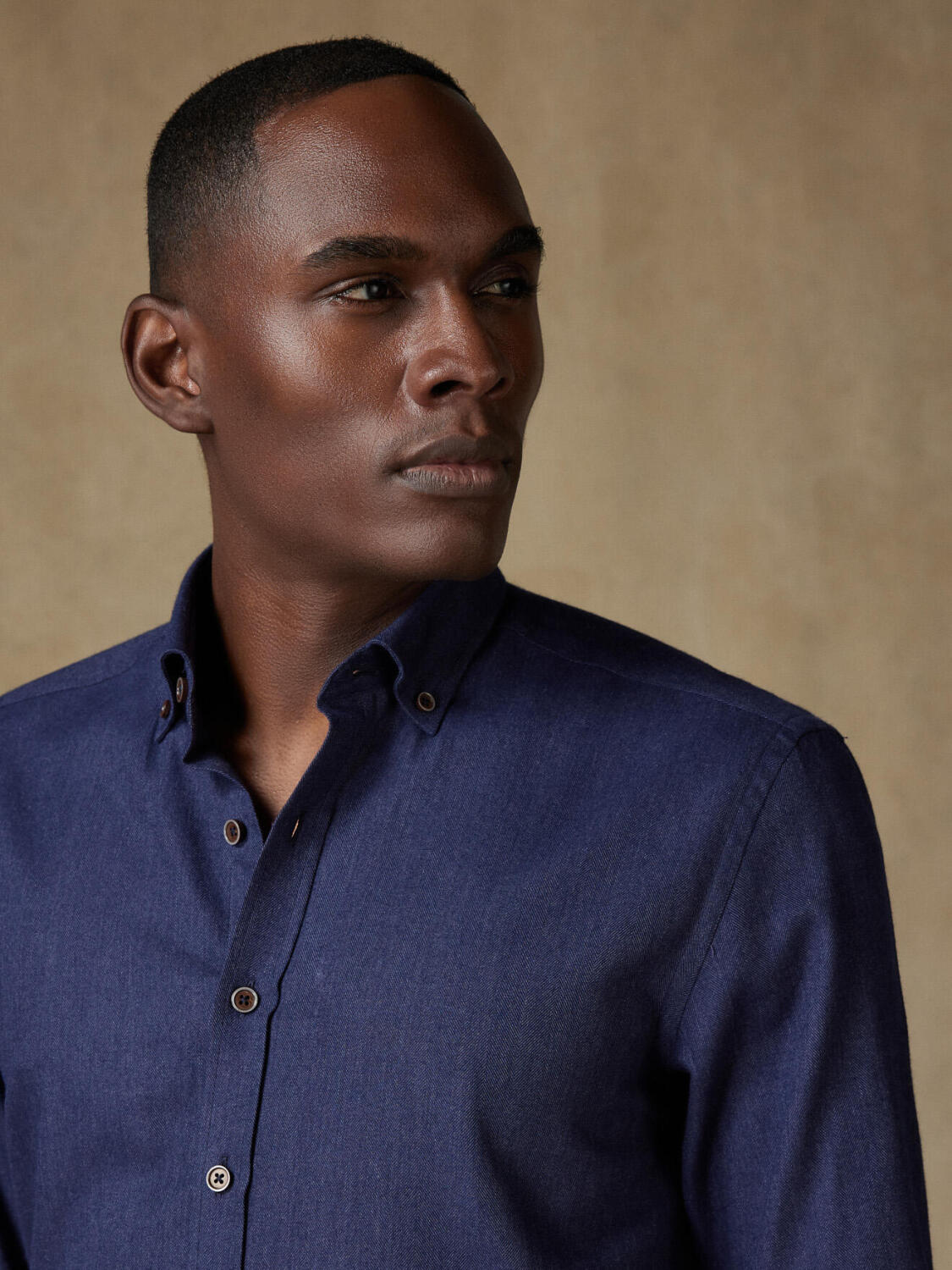 Chemise cintrée Hall en flanelle marine - Col Boutonné