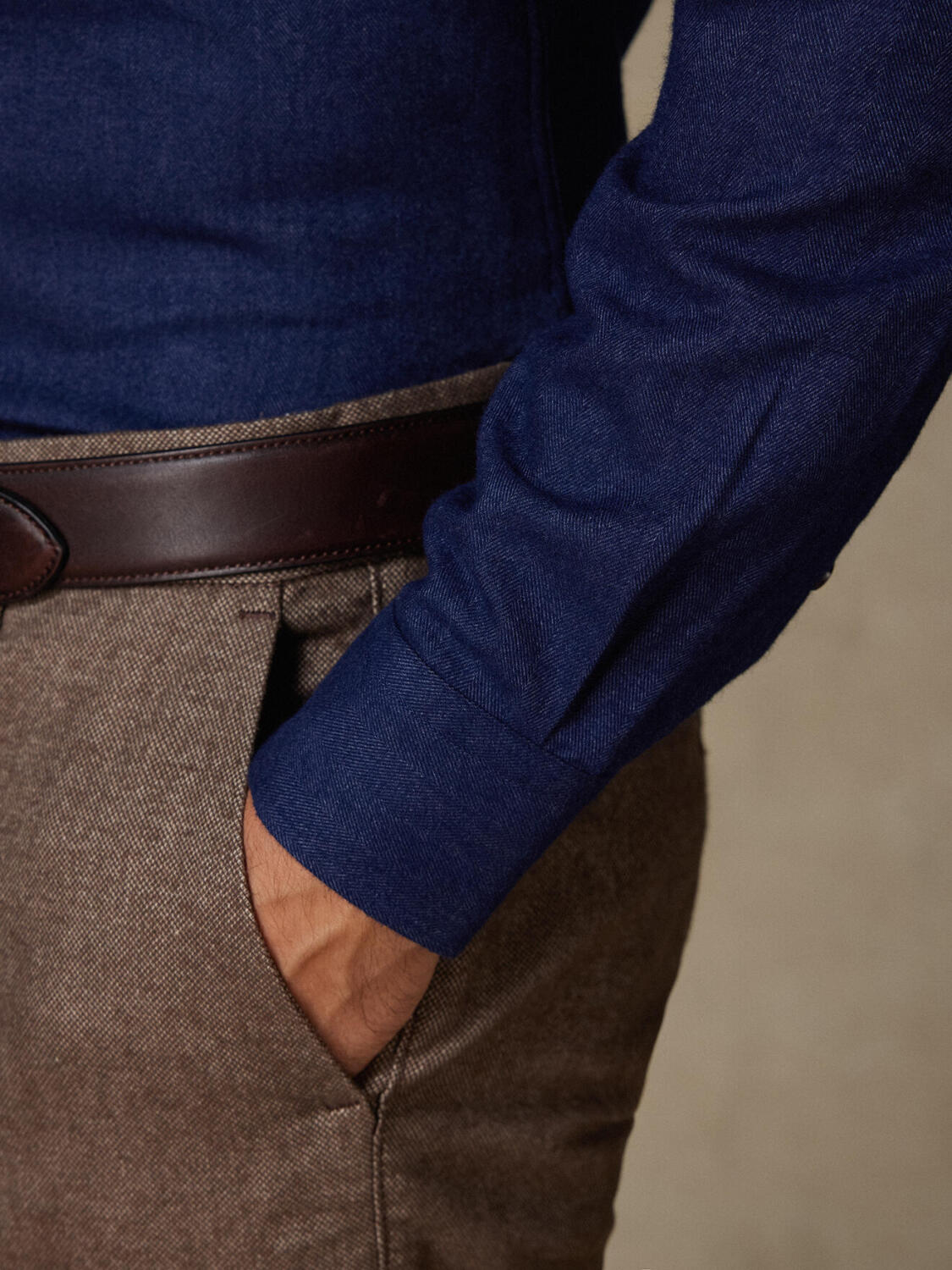 Chemise cintrée Hall en flanelle marine - Col Boutonné