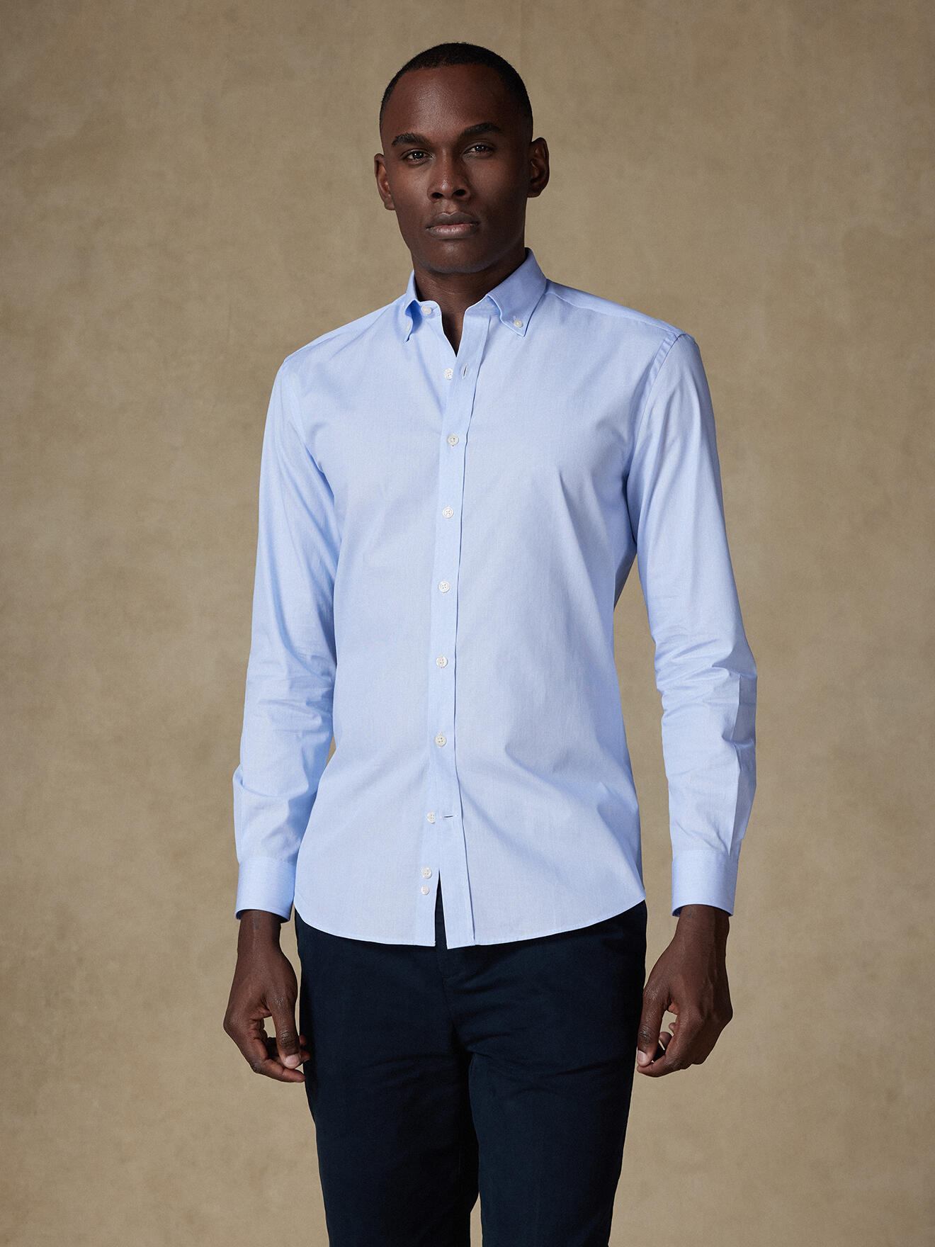 Camicia Henley Uomo Manica Corta – Cotone E Stretch, Tinta Unita Colore Caffè, Taglia S – Casual E Aderente