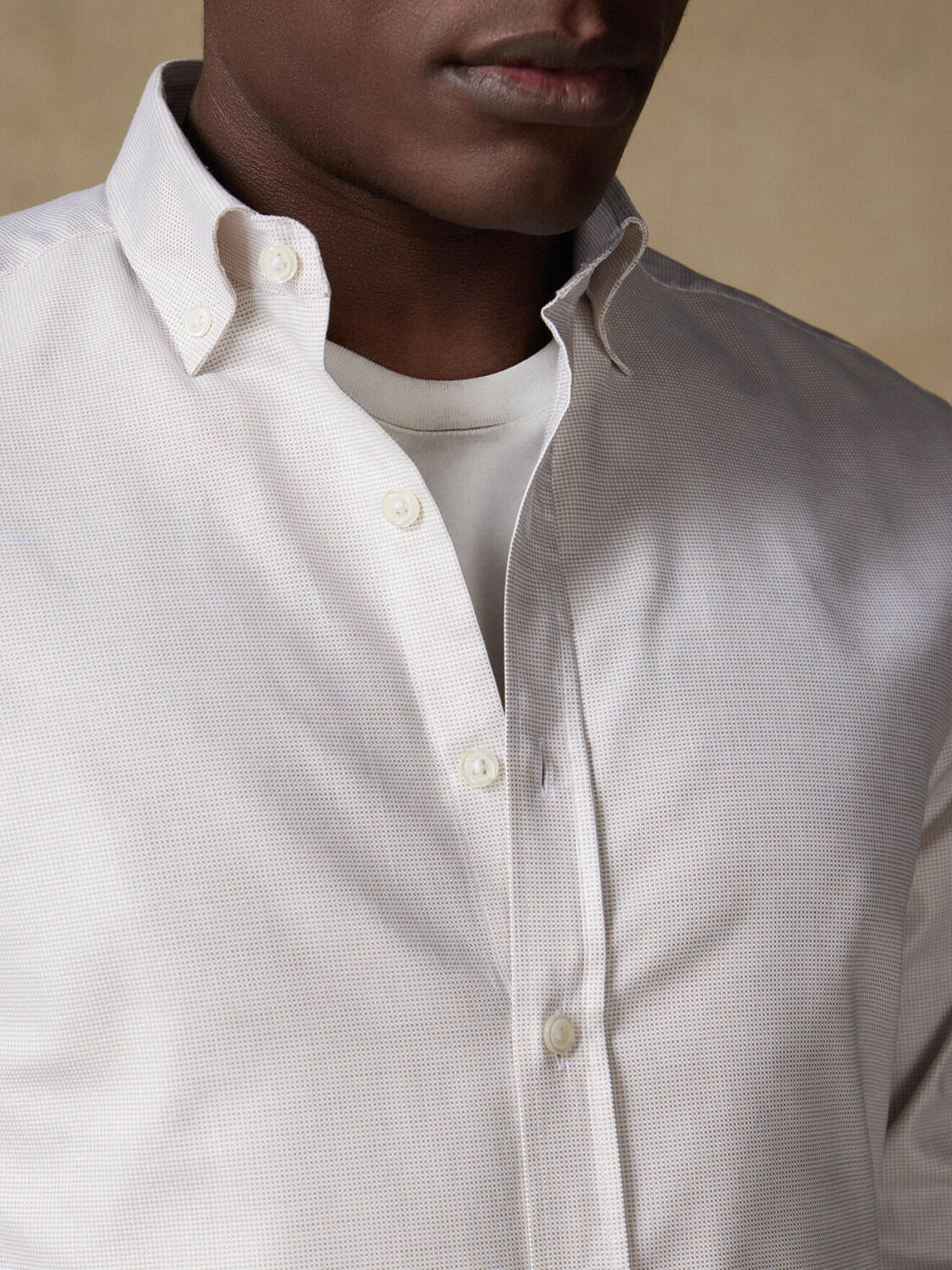 Basketweave slim fit shirt sand   - Button down collar
