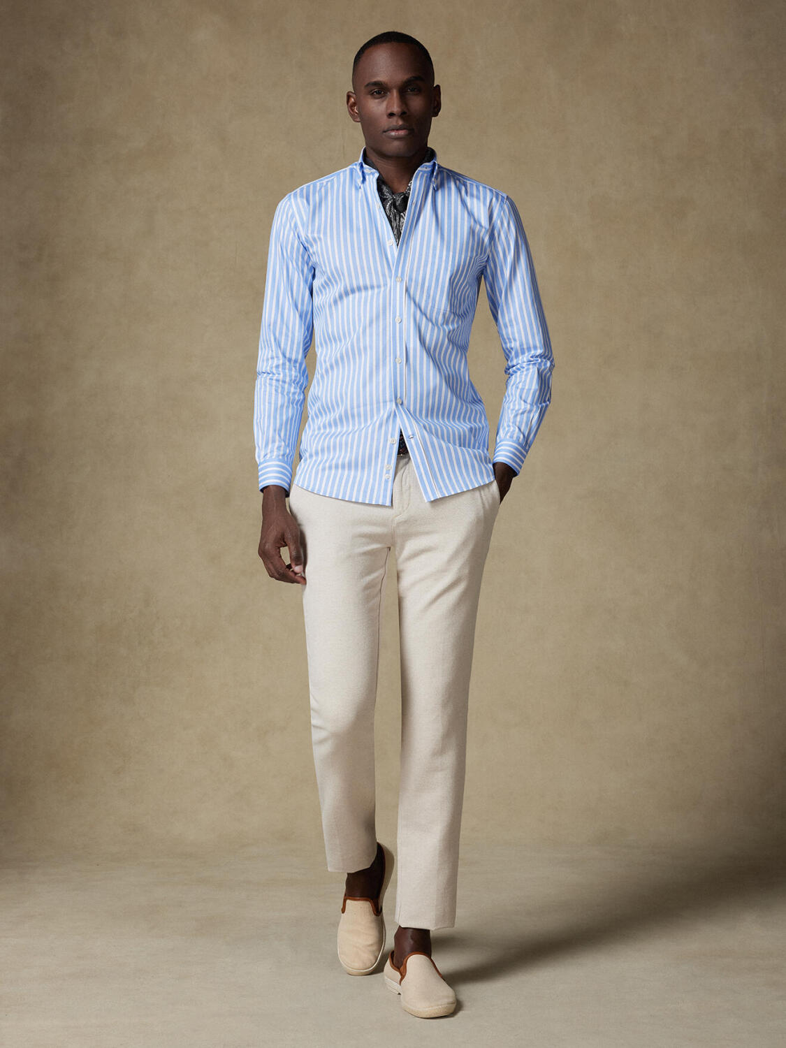 Toby shirt with sky blue stripes   - Button down collar