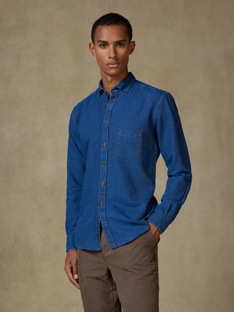 Camicia Tucker in indigo - Cuello button-down