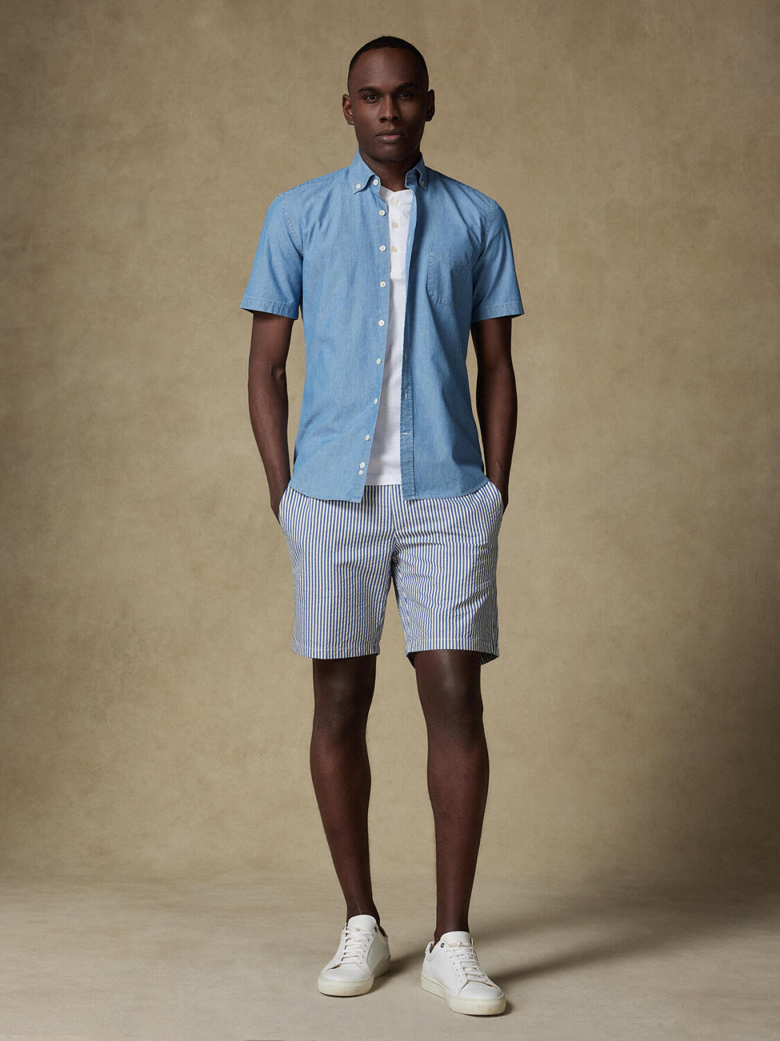 Camicia a maniche corte in chambray celeste - Colletto button-down