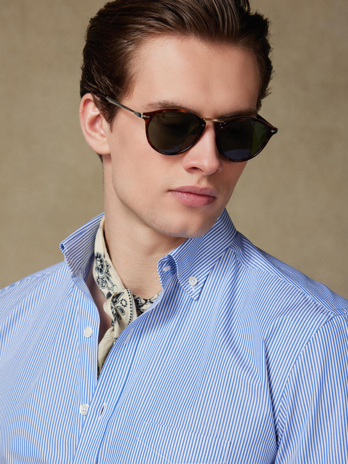 Camicia a maniche corte Menthon a righe blu - Colletto button-down