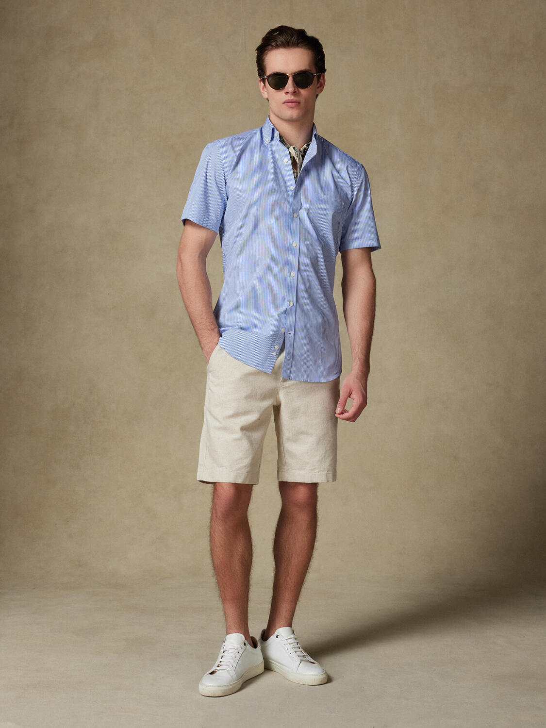 Camicia a maniche corte Menthon a righe blu - Colletto button-down