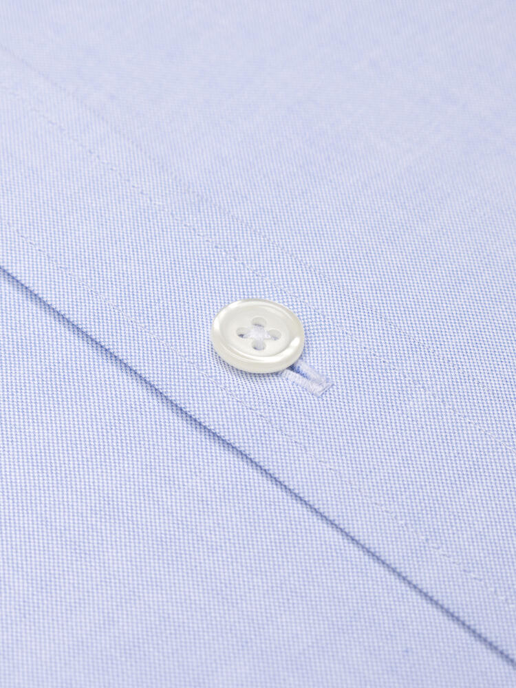 Kurzarmhemd  mit himmelblauen Punkten  - Buttondown Kragen