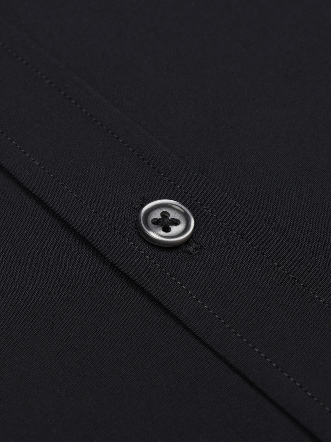Camisa manga corta de popelina nera - Cuello Abotonado