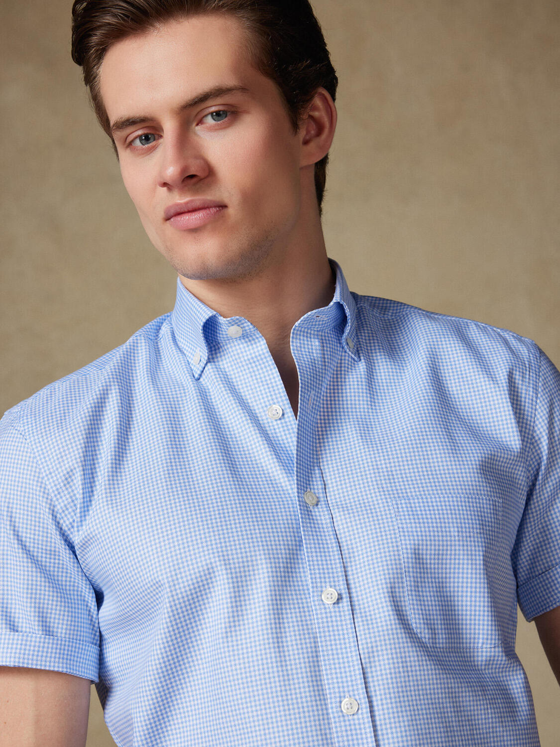 Camicia a maniche corte in vichy celeste - Colletto button-down