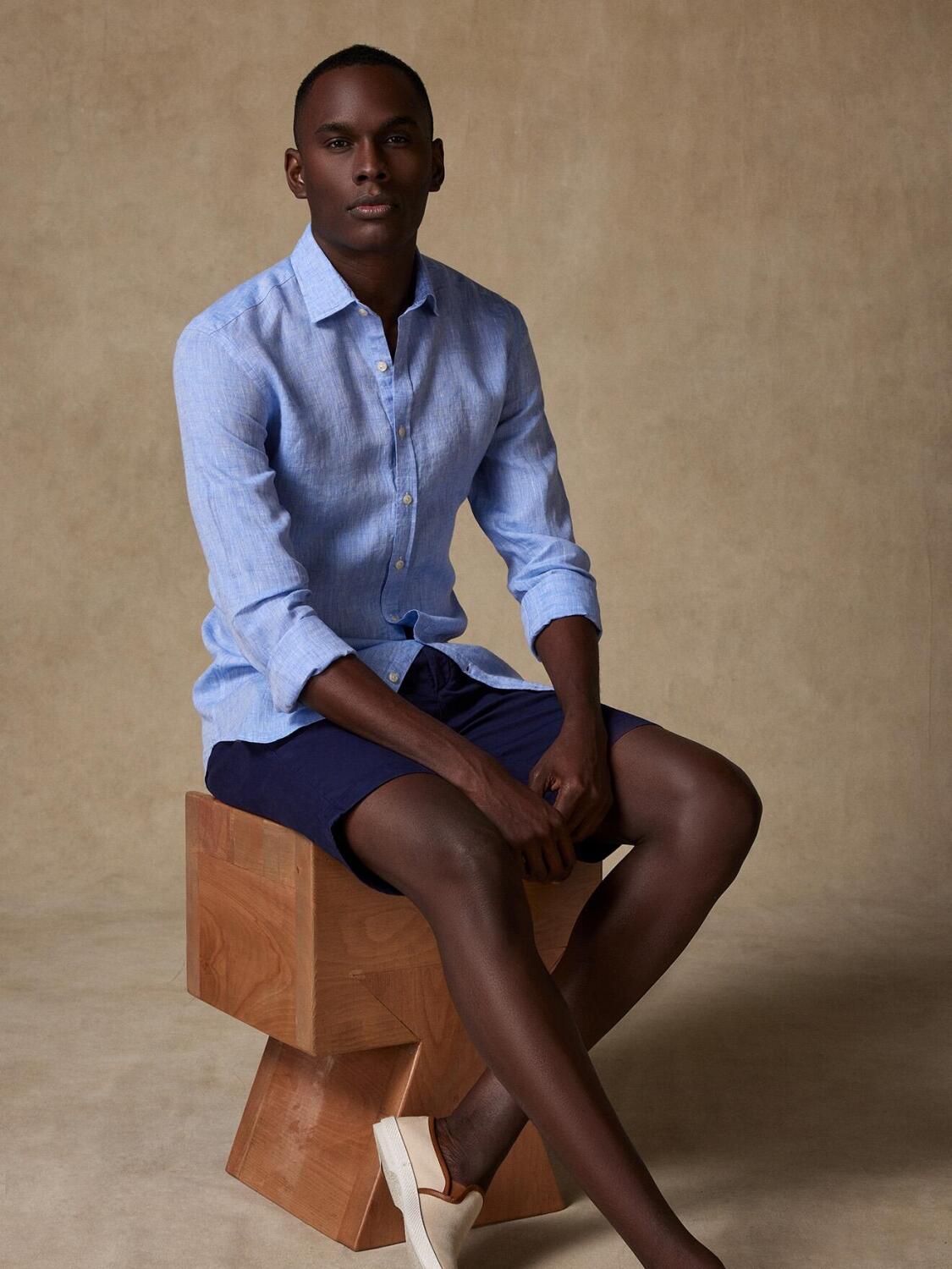 Camisa Cody de lino celeste