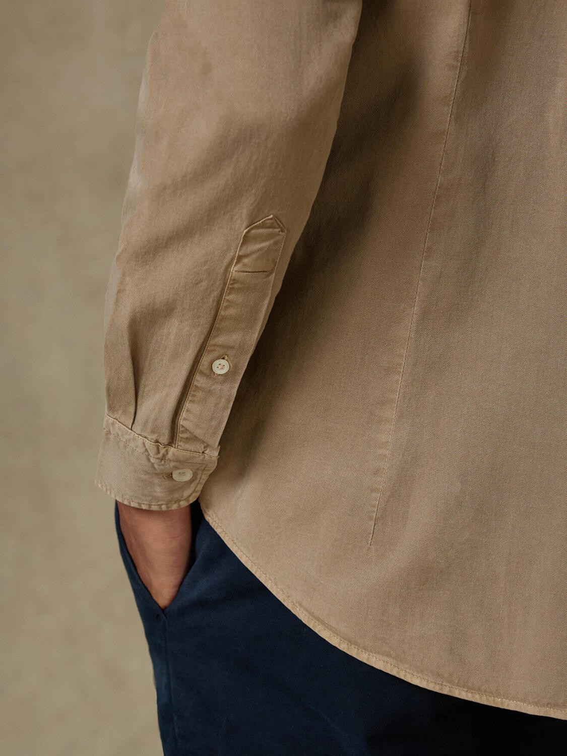 Lio shirt in washed gabardine mink