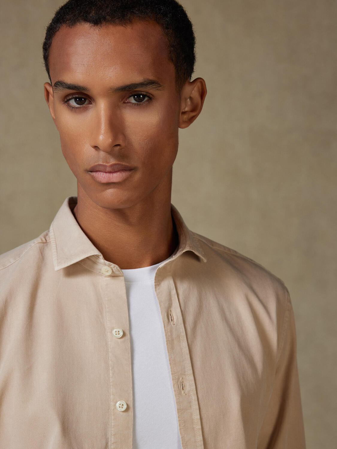 Lio shirt in washed gabardine sand