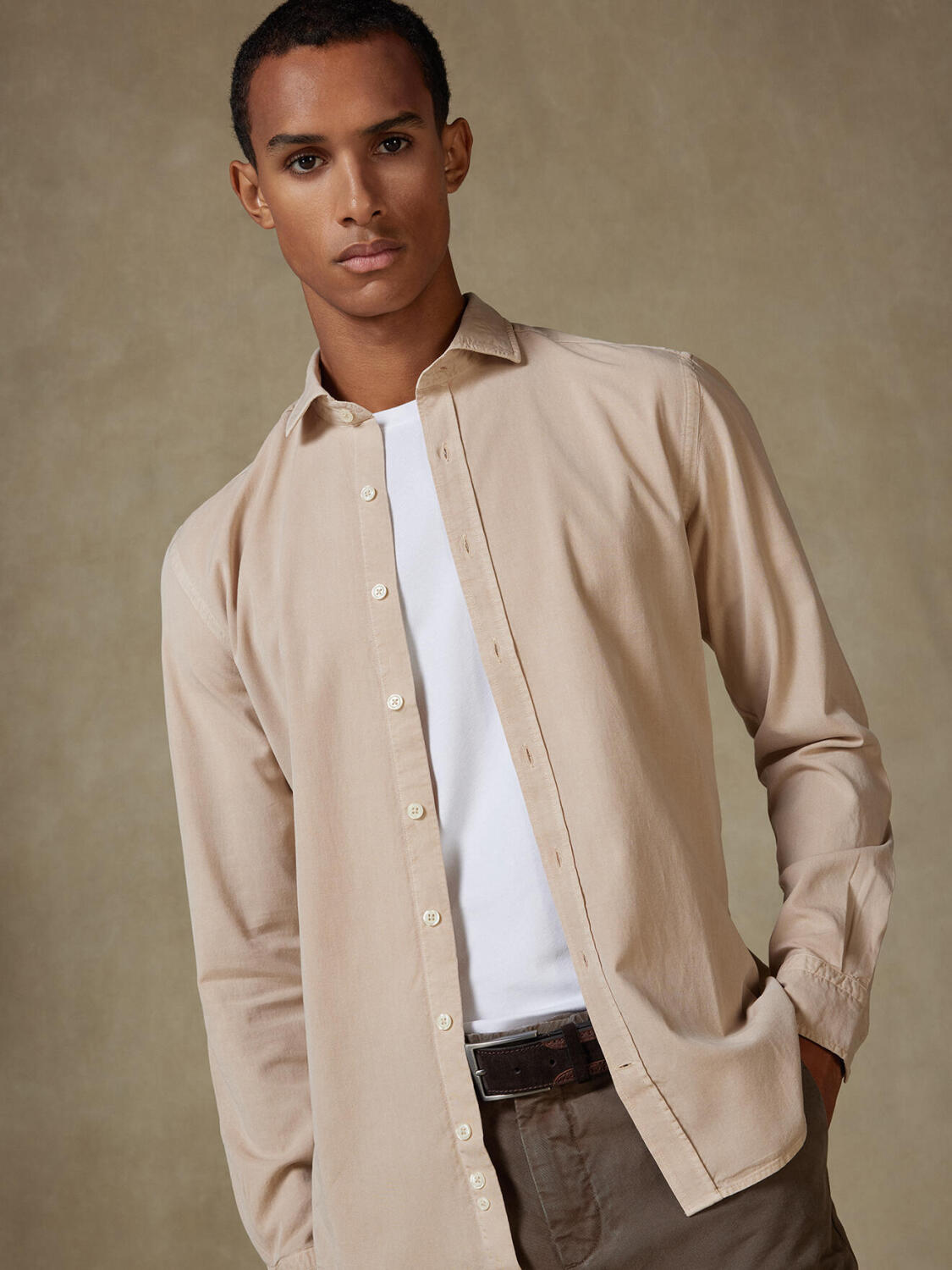 Lio shirt in washed gabardine sand